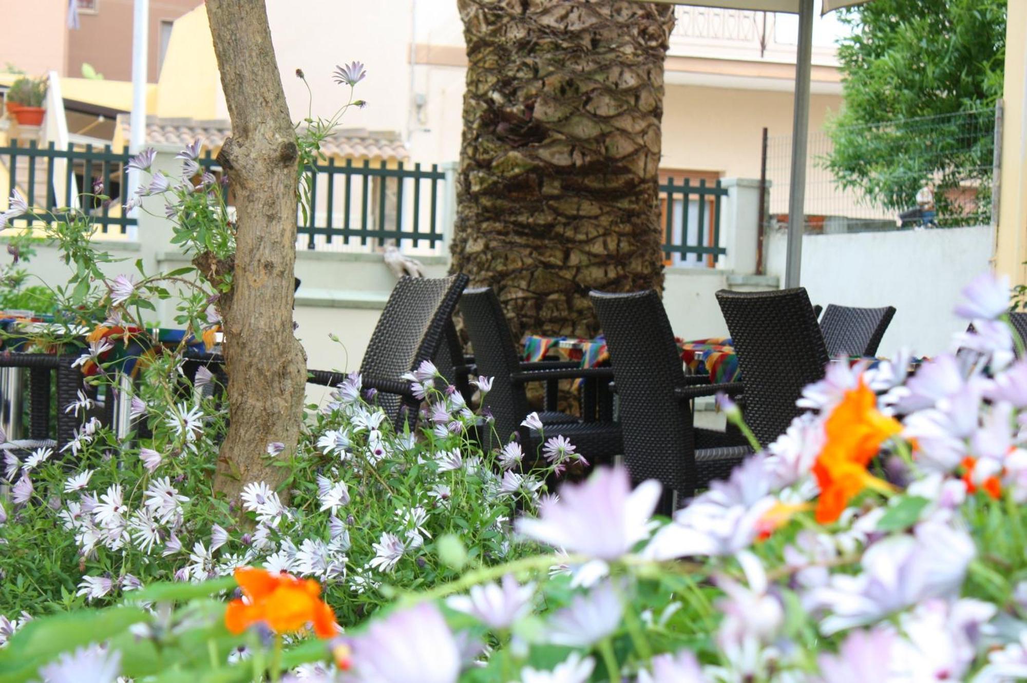 Hotel Alguer Extérieur photo