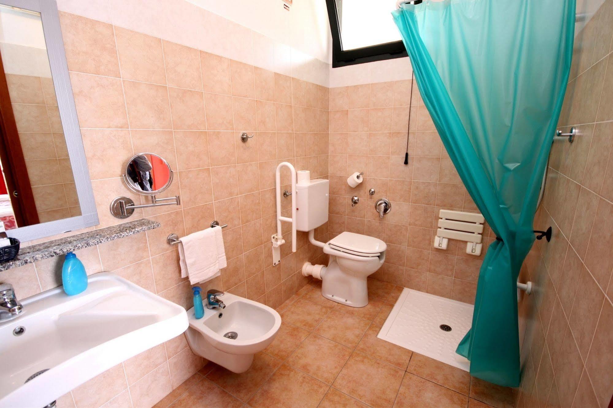 Hotel Alguer Extérieur photo
